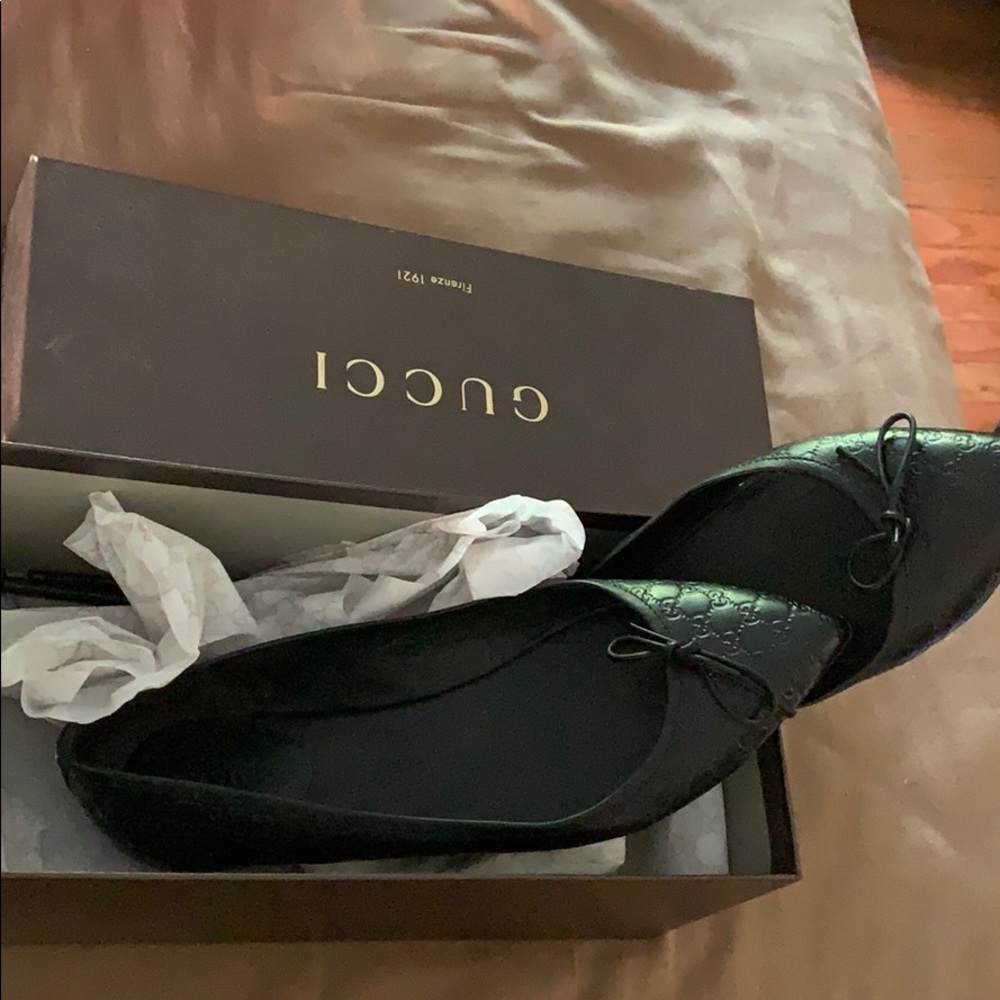 Authentic Gucci flats